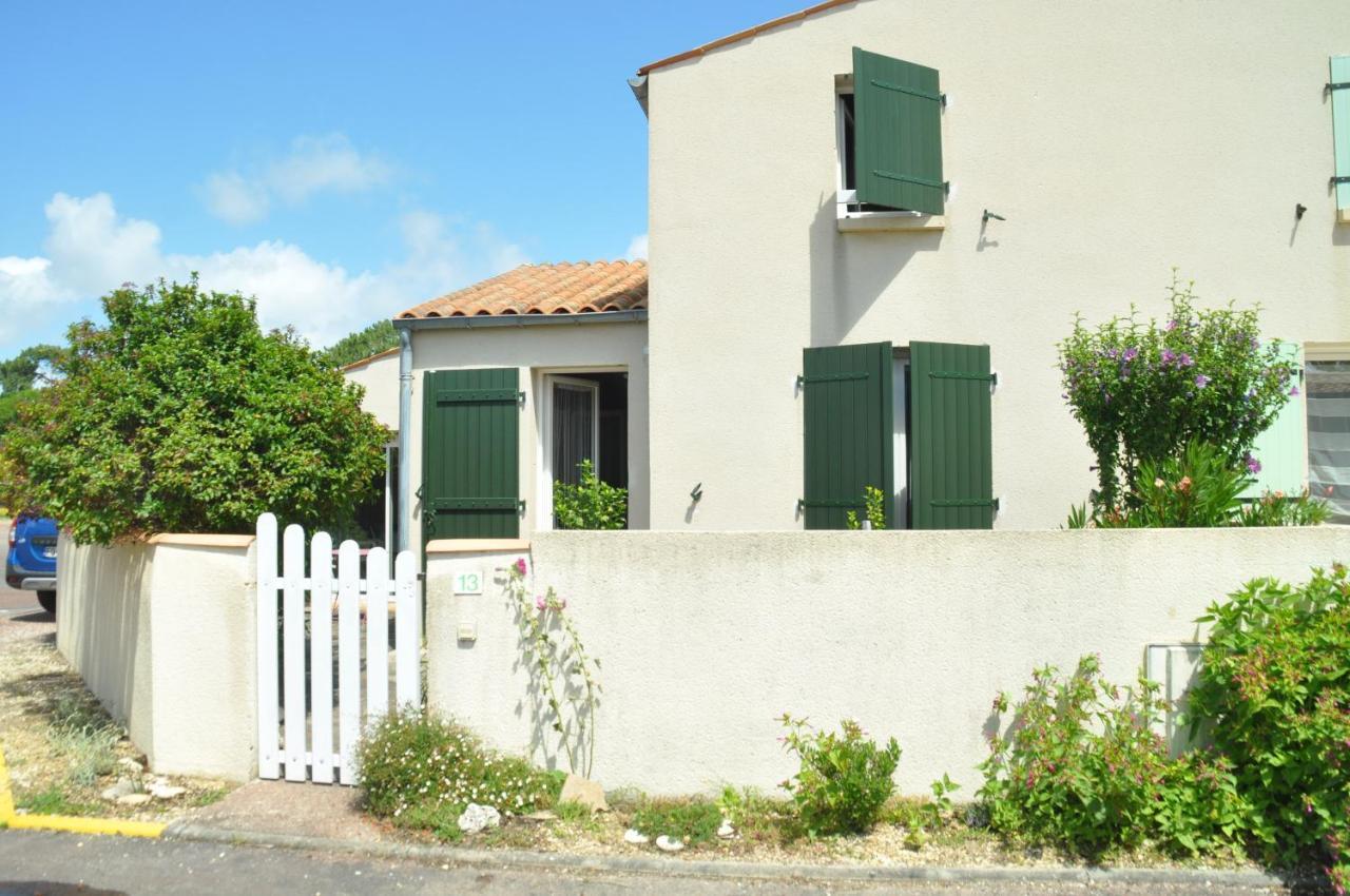 Grand-Village-Plage Pavillon Des Loritz 빌라 외부 사진